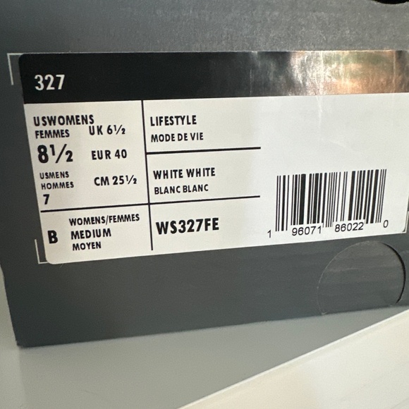 Women’s New Balance tennis shoes - Picture 6 of 6